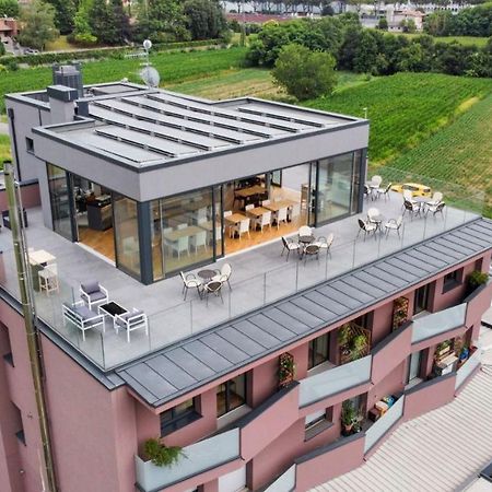Bihotel Maiano  Buitenkant foto